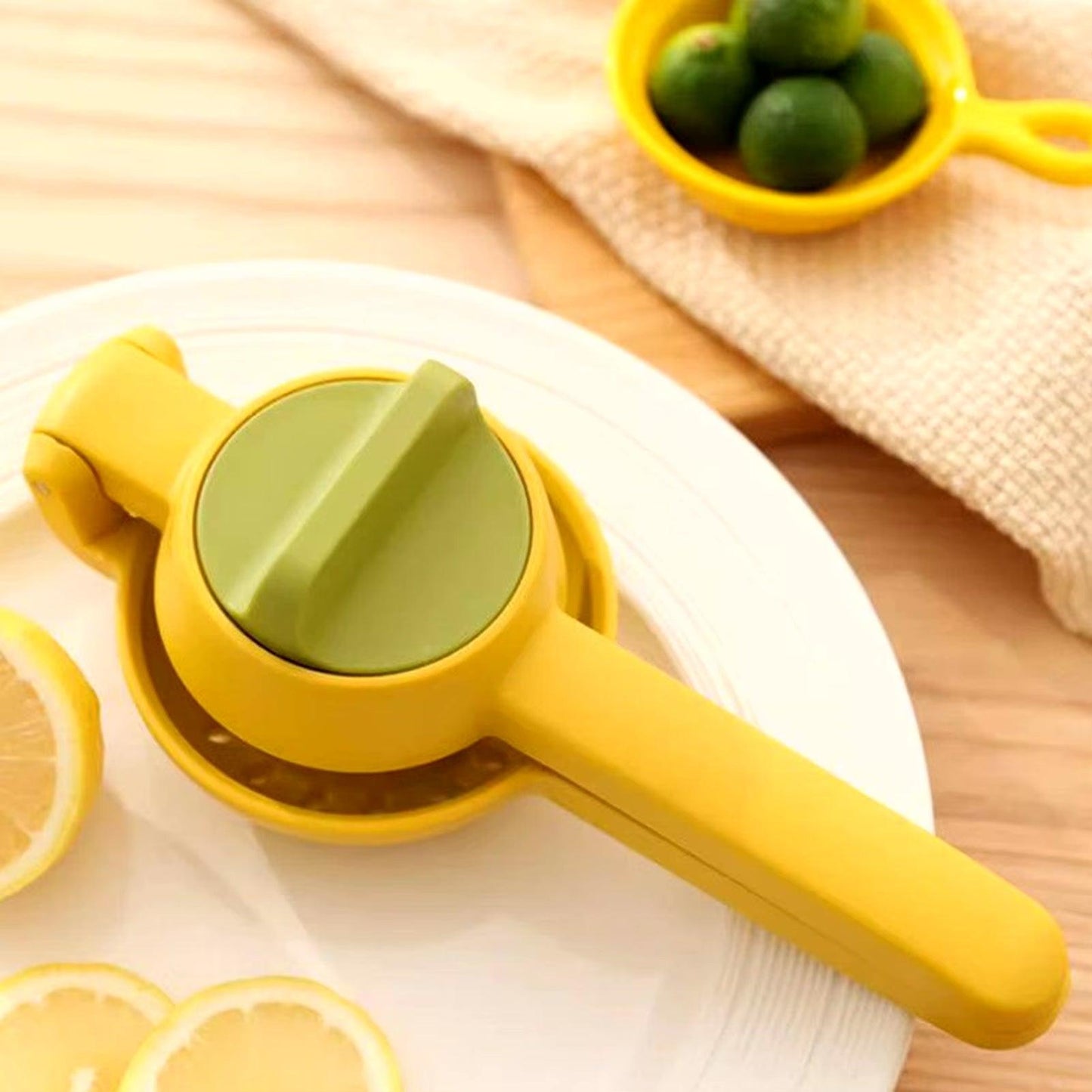 The Ultimate Citrus Squeezer