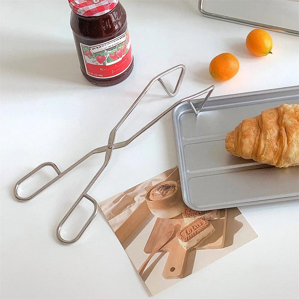 The Minimalist Tong
