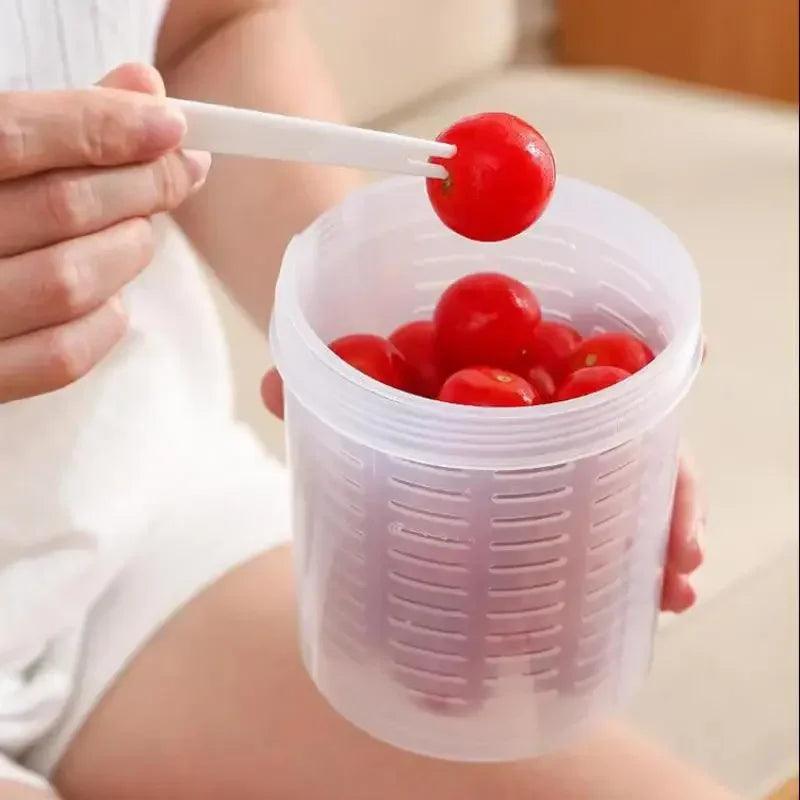 The Strainer Container
